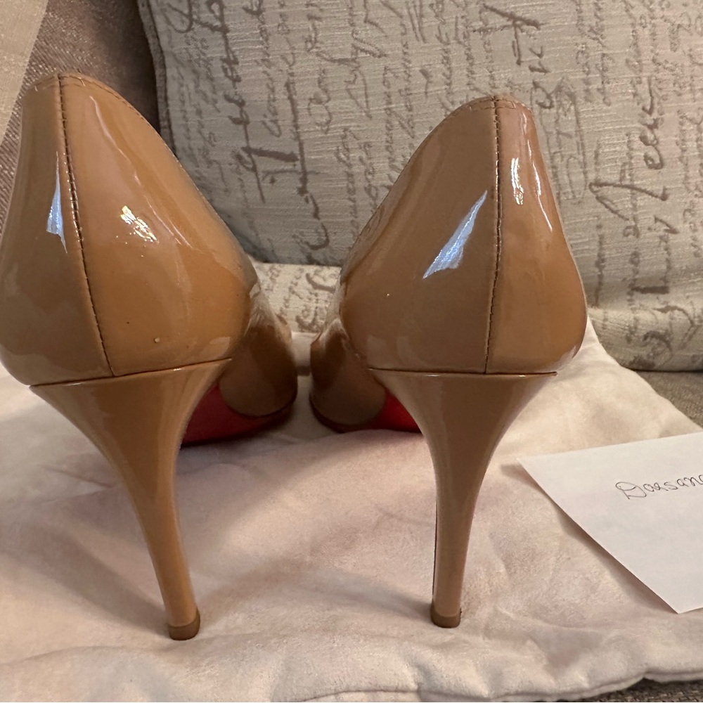Christian Louboutin Women's Tan Pumps - Picture 2 of 6